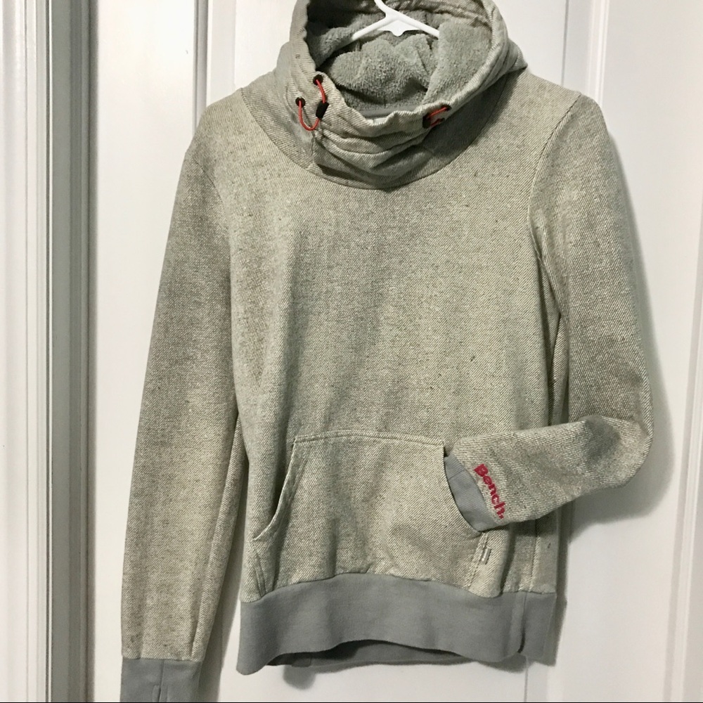 Bench. Hoodie